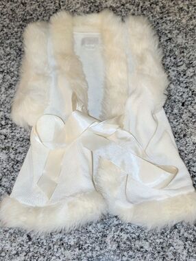 CeCe Cream Faux Fur-Trim Satin Tie Lounge Vest